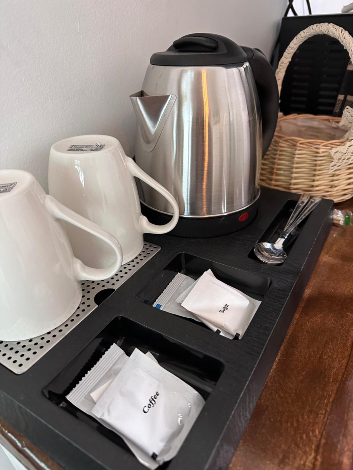 Studio One Condominium, Alabang - Bluu - Fiber Wi-Fi, Netflix-Ready 文珍俞巴市 外观 照片