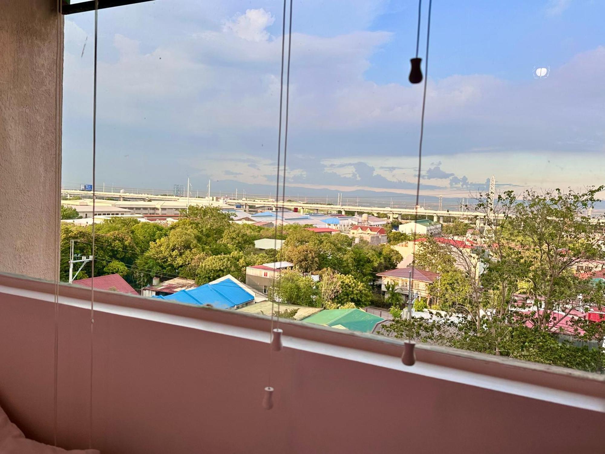 Studio One Condominium, Alabang - Bluu - Fiber Wi-Fi, Netflix-Ready 文珍俞巴市 外观 照片